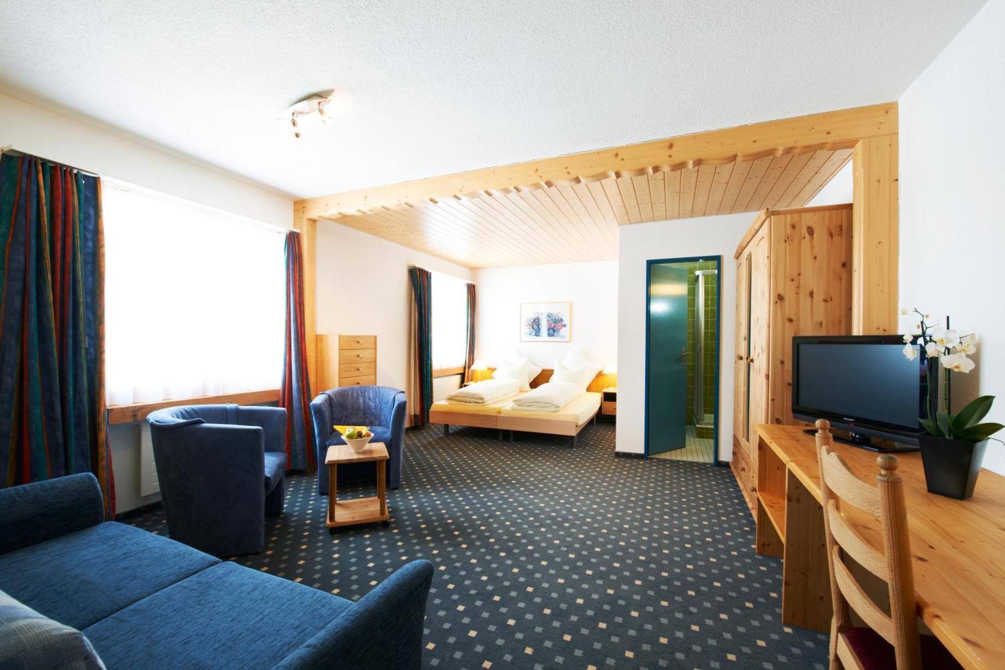 Typically Swiss Hotel Ermitage Kandersteg Buitenkant foto